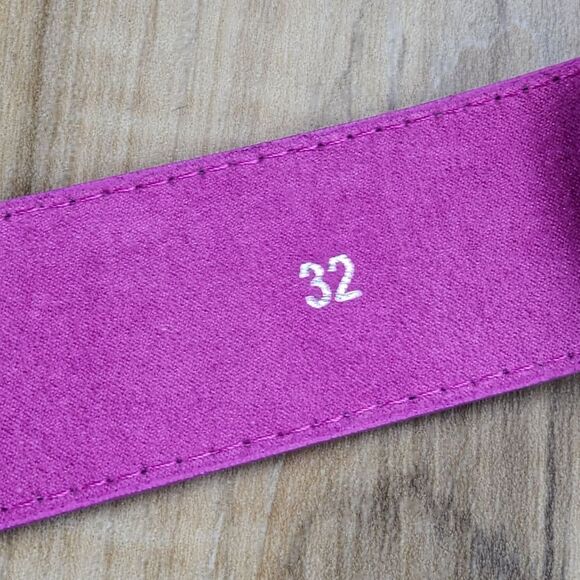 ?️NWOT Fuchsia Genuine Suede Leather Belt w/Detachable Antiqued Buckle Small main image 4